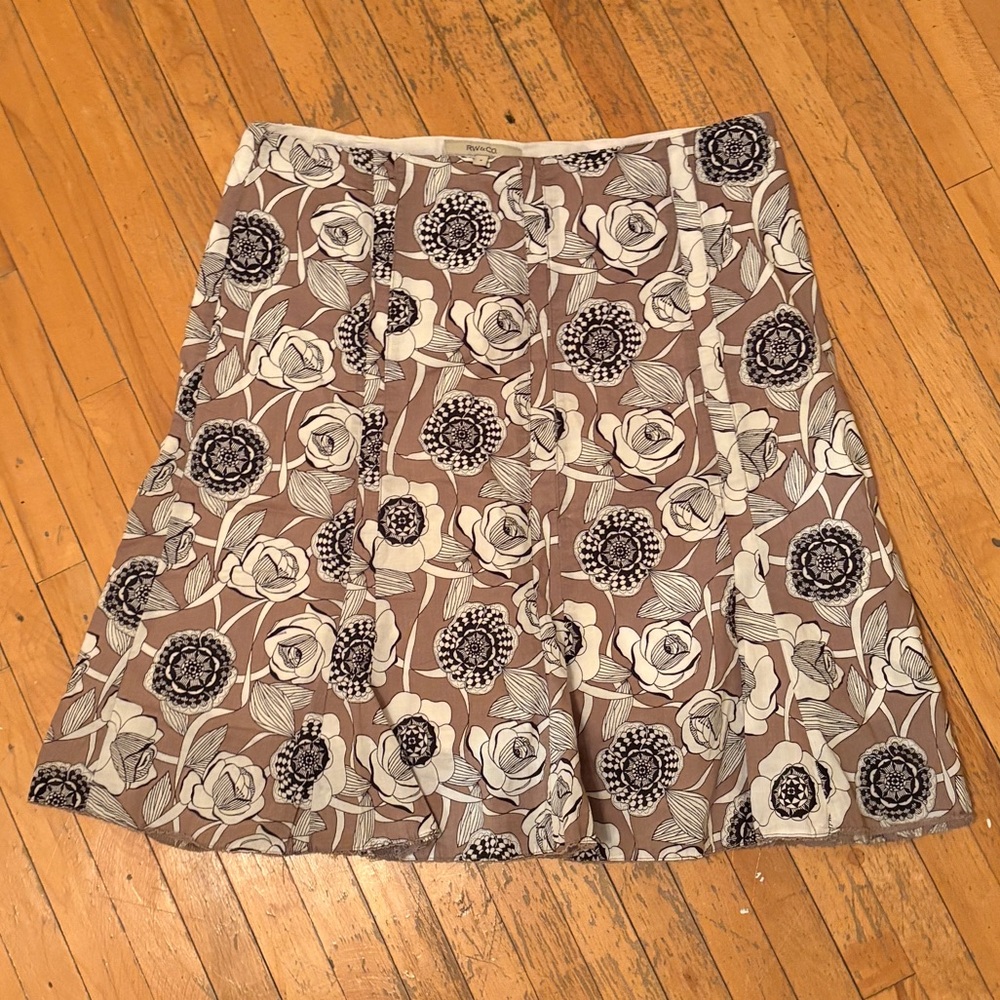 RW&CO. Brown Floral Print A-Line Skirt Size 4